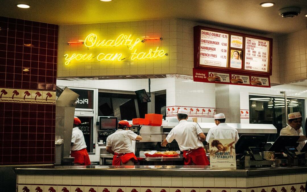Menu board: para que serve e por que apostar nele?